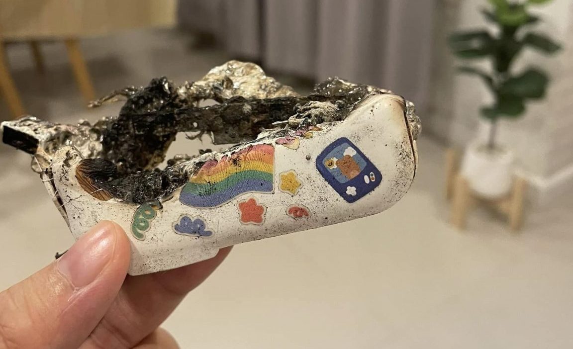 Power Bank Risks Beware of power banks exploding in the summer heat - Thai Newsroom